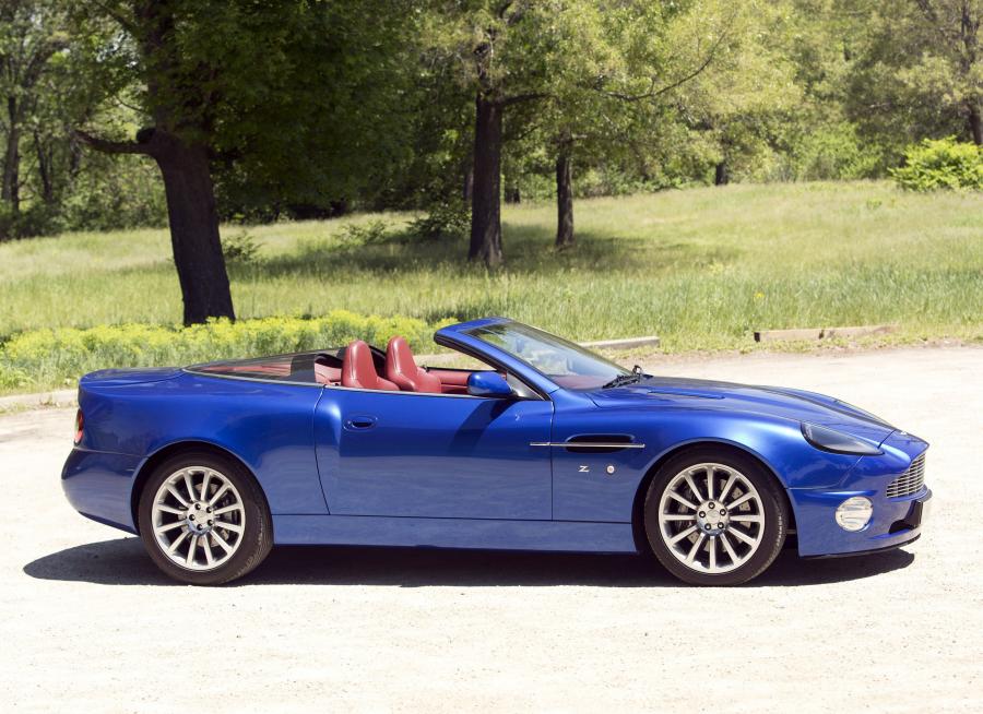  Aston Martin V12 Vanquish Roadster Zagato 2004 года  (фото 6 из 24)